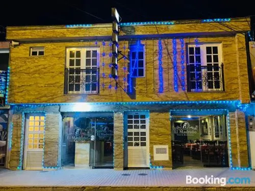 馬德羅諾餐廳酒店