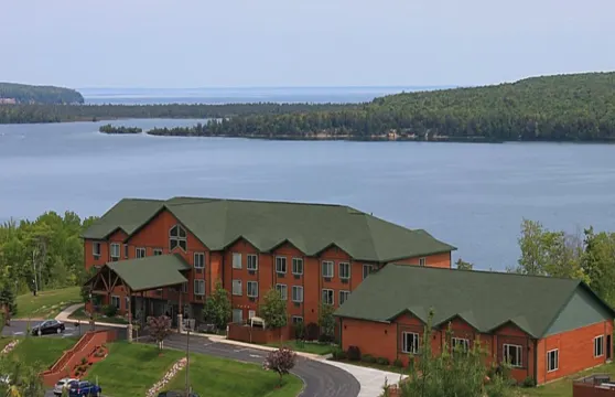 Holiday Inn Express MUNISING - 湖景