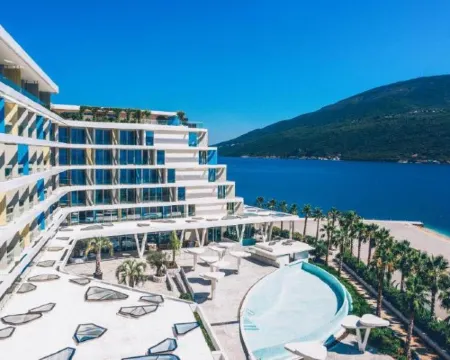 Carine Hotel Kumbor Superior Hotels in Kumbor