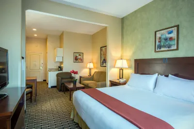 Holiday Inn Express & Suites Youngstown N (Warren/Niles) Hotels in Niles