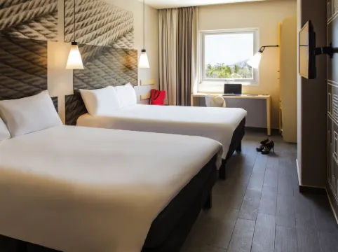 Ibis Mazatlan Marina