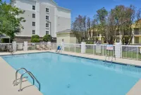 Holiday Inn Express & Suites MOORESVILLE - LAKE NORMAN by IHG
