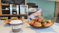 홀리데이 인 칼레-코퀼, IHG - 조식 운영
