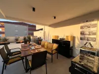 Sunshine Deluxe 80m2 Apartment with Pool, 50 m2 Garden Lounge and Outdoor Space