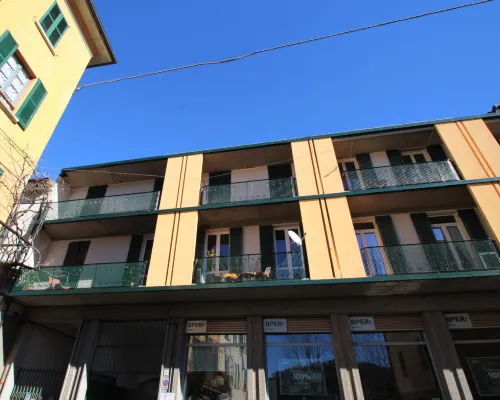 Virginia Hotels in Laveno-Mombello