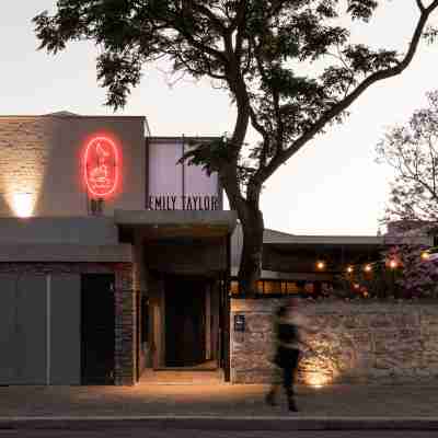 Warders Hotel Fremantle Markets Hotel Exterior