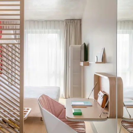 OKKO HOTELS Toulon Centre Отели рядом с достопримечательностью «Паром Тоулон»