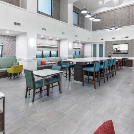 Hampton Inn & Suites by Hilton Dallas I-30 Cockrell Hill