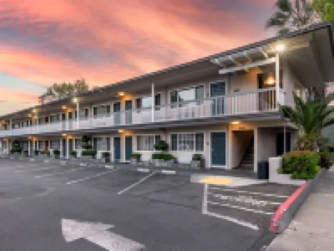 Best Western Town House Lodge Hotels in Modesto