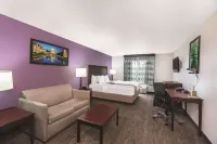 La Quinta Inn & Suites by Wyndham Rome