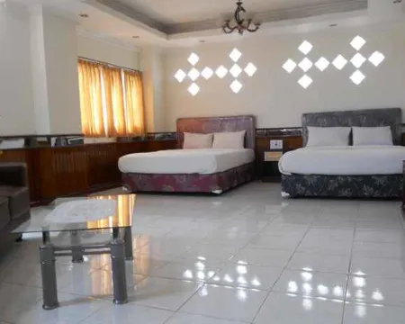 Derawan Indah Hotel Hotels in Bugis