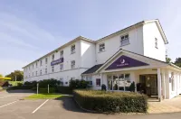 Premier Inn Cheltenham Central (West/A40) Hotel Hotels near Cheltenham Town Hall