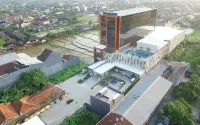Grand Karlita Hotel Purwokerto Hotel dekat Lapangan Gempar