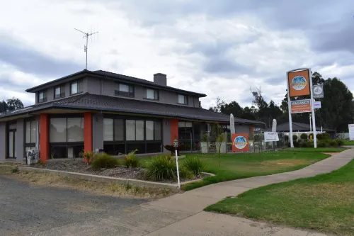 Meninya Palms Resort Moama Hotels in Moama