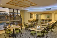 Road Lodge Southgate