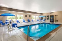 Comfort Inn & Suites North Aurora - Naperville Hotels in Aurora