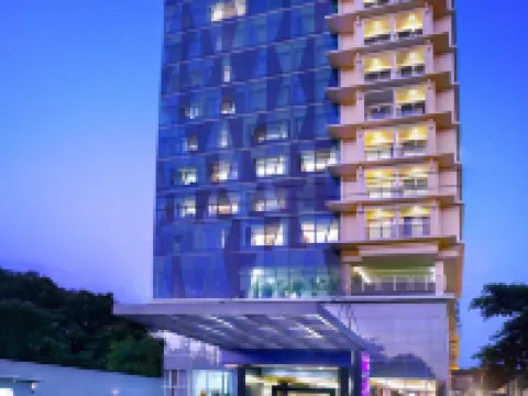 Quest Hotel Darmo - Surabaya by Aston Hotels in Tegalsari
