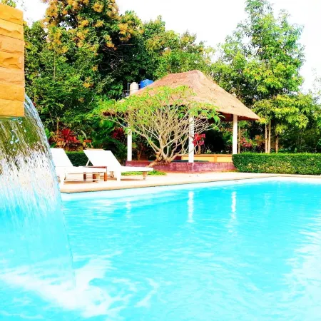 NAN Noble House Garden Resort