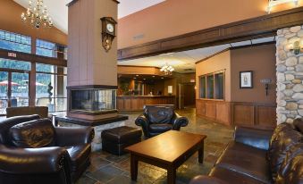 Prestige Lakeside Resort