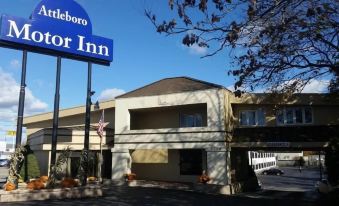 Attleboro Motor Inn