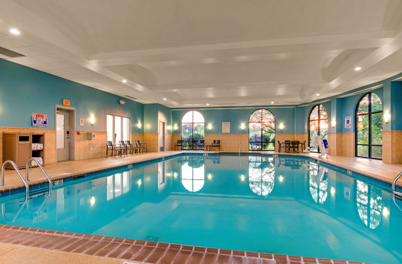 Holiday Inn Express & Suites Nashville-Opryland by IHG photo 2