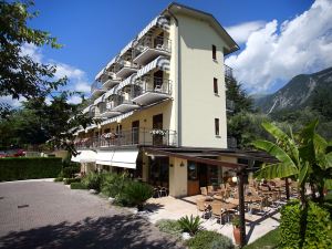 Eco Hotel Benacus