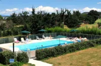 Residhotel Golf Grand Avignon - Pools