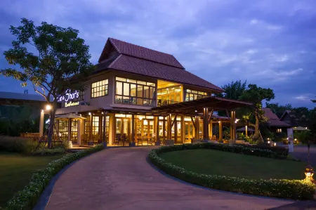 Karina Resort Chiang Mai Отели рядом с достопримечательностью «Chamcha Market»