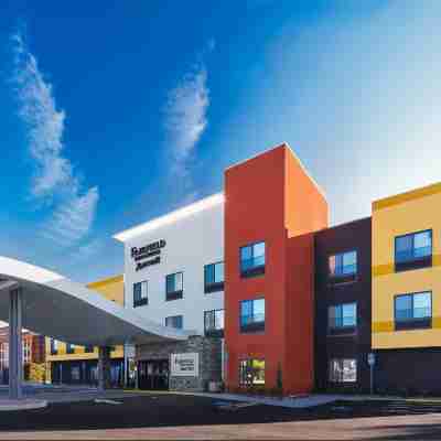 Fairfield Inn & Suites Fresno Yosemite International Airport Hotel Exterior