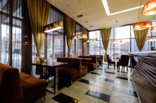 Гранд Авеню by USTA Hotels Отели рядом с достопримечательностью «Храм-на-Крови»