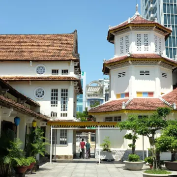 Hoa Phong Airport Danang Hotel Отели рядом с достопримечательностью «Пляж Nam O»
