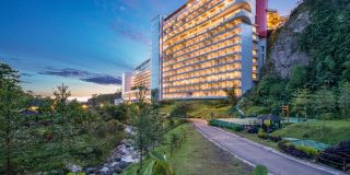 Le Eminence Hotel Convention & Resort Ciloto - Puncak