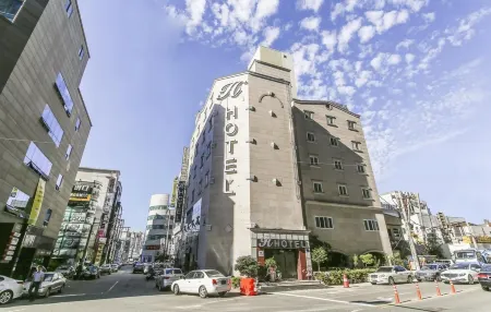 H Hotel Ulsan Отели рядом с достопримечательностью «Taehwagang»