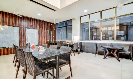 Treebo Shree Sai Suites