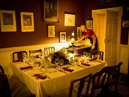 Roundwood House Отели рядом с достопримечательностью «Аббилеикс Бог Проджект»