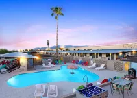 Hotel McCoy - Art, Coffee, Beer, Wine Hotels in Tucson