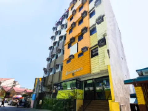 Nest Nano Suites Poblacion - Makati Hotels near Mandaluyong