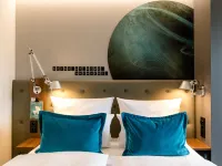 Motel One Frankfurt Airport Hotels near Schwanheim