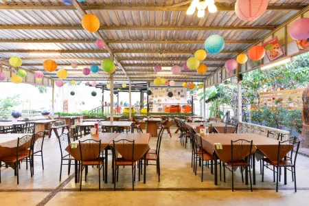 Theerama Cottage Отели в г. Суан Пхынг