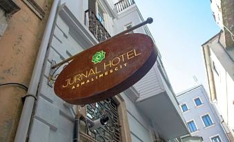 Jurnal Hotel