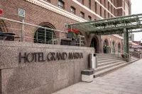 斯堪迪克大碼頭酒店 鄰近烏斯別斯基教堂的酒店