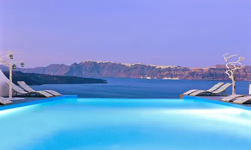 Astarte Suites