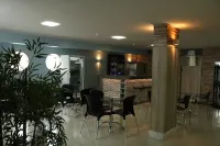 Hotel Maysa Caruaru - Baarit