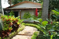 Hotel Boutique Villa Casuarinas Hotels near Cerro Pico de Aguila