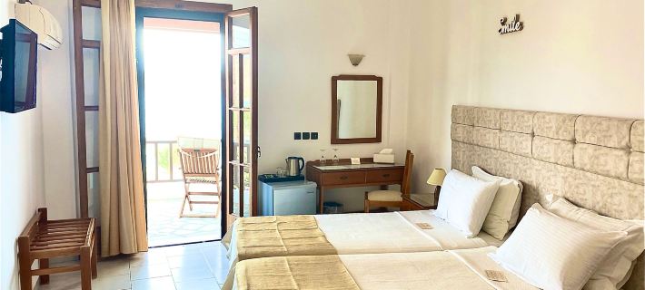 Asteri Hotel Hotels in Milos