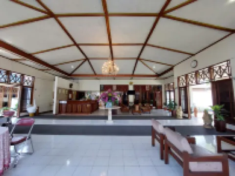 Hotel Puri Merbabu Asri