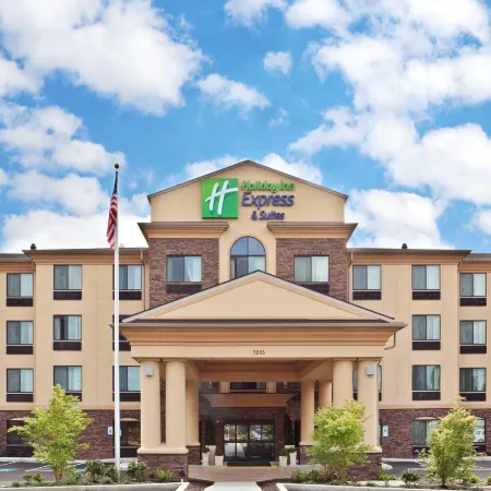 Holiday Inn Express & Suites VANCOUVER MALL/PORTLAND AREA by IHG