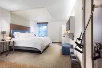 Even Hotel Alpharetta - Avalon Area Hotels in Alpharetta