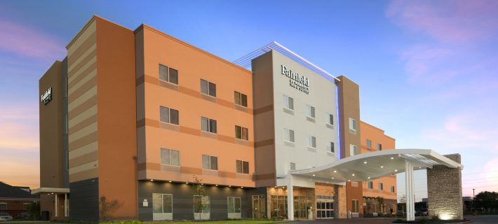 Fairfield Inn & Suites Dallas East Hotele w: Dallas