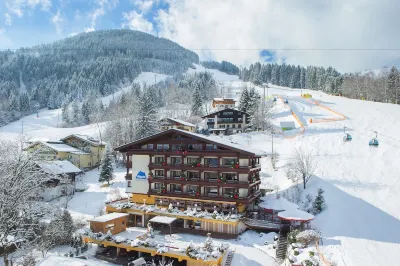 Alpin- Das Sporthotel, Summercard Included May - September